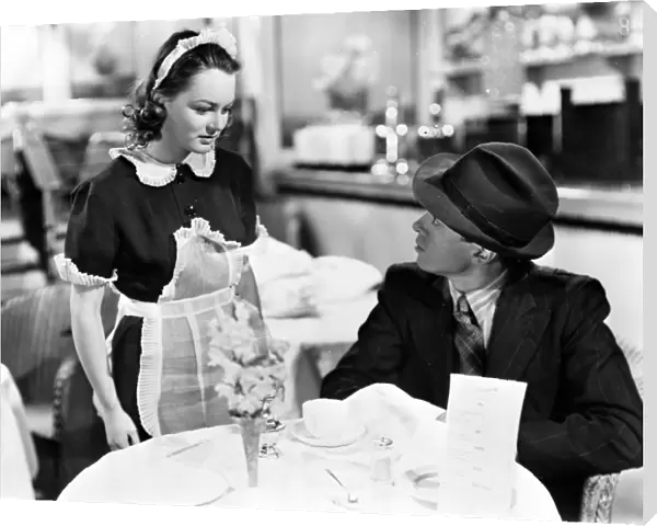 Rose Brown meets Pinkie in Brighton Rock (1947)
