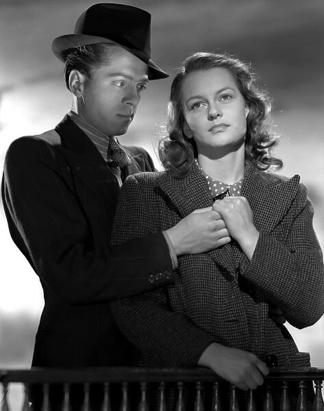 Pinkie and Rose in Brighton Rock (1947)