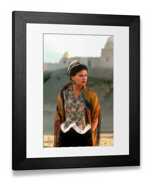 Framed Print : Tracey Ullman in Plenty (1985) Framed Print : Tracey Ullman in Plenty (1985)
