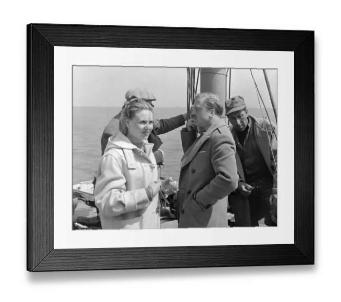 Framed Print : Sheila Sim and Richard Attenborough Framed Print : Sheila Sim and Richard Attenborough