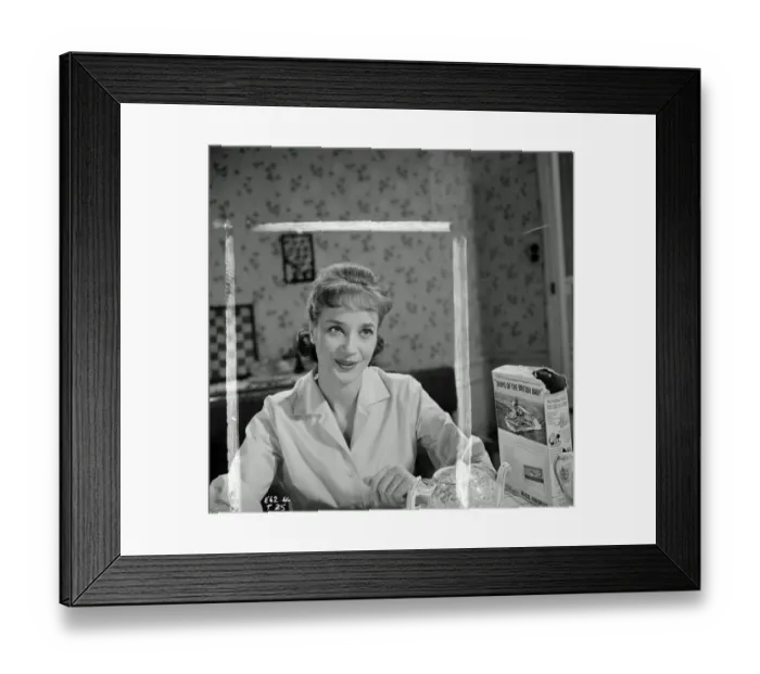 Framed Print : Punch and Judy Man (The) (1963) Framed Print : Punch and Judy Man (The) (1963)