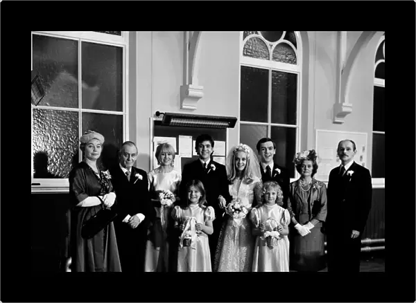 Group photo on Jim MacLaines wedding day