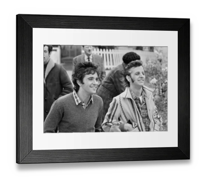 Framed Print : David Essex and Ringo Starr Framed Print : David Essex and Ringo Starr