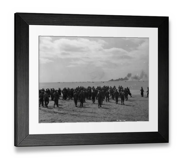 Framed Print : British troops stranded on the beach Framed Print : British troops stranded on the beach