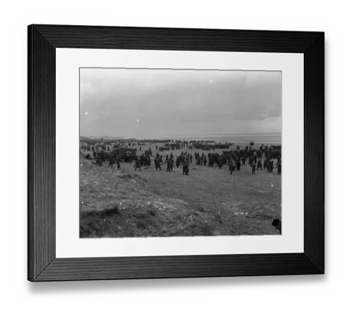Framed Print : British troops stranded on the beach Framed Print : British troops stranded on the beach