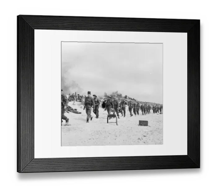 Framed Print : British troops stranded on the beach Framed Print : British troops stranded on the beach