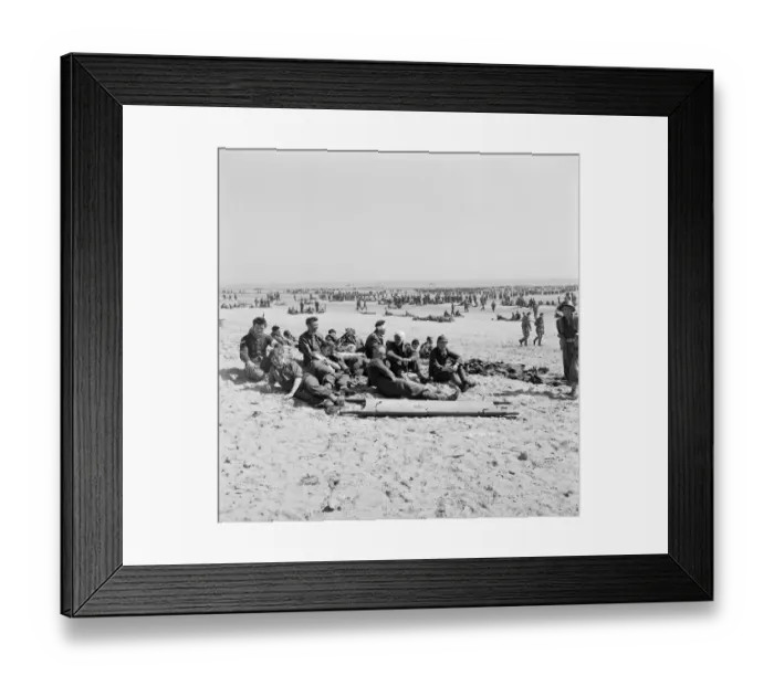 Framed Print : British troops stranded on the beach Framed Print : British troops stranded on the beach