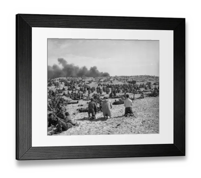 Framed Print : British Soldiers during a religious service held on the beach Framed Print : British Soldiers during a religious service held on the beach