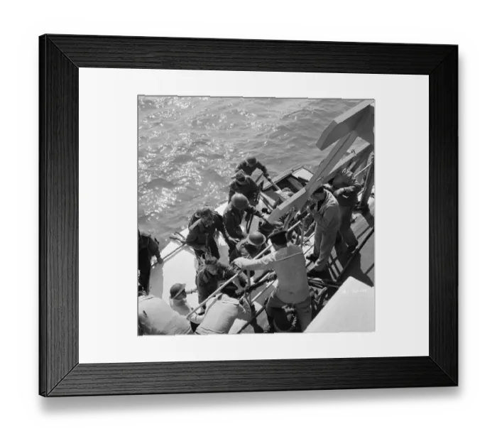 Framed Print : British soldiers board a Royal Navy ship Framed Print : British soldiers board a Royal Navy ship