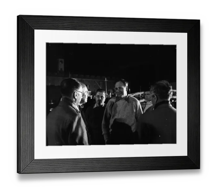 Framed Print : Bernard Lee and Richard Attenborough Framed Print : Bernard Lee and Richard Attenborough