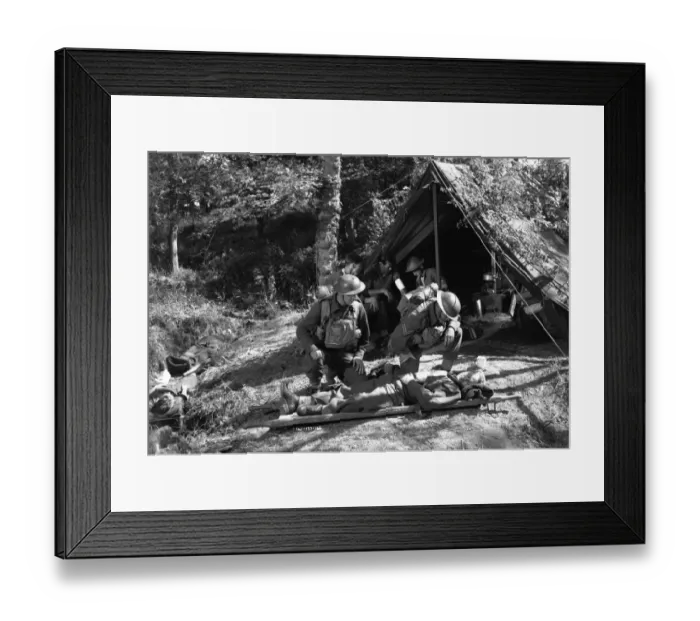 Framed Print : British soldiers around a wounded comrade Framed Print : British soldiers around a wounded comrade