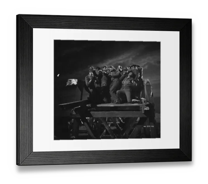 Framed Print : Filming the bridge sequence from Dunkirk (1958) Framed Print : Filming the bridge sequence from Dunkirk (1958)