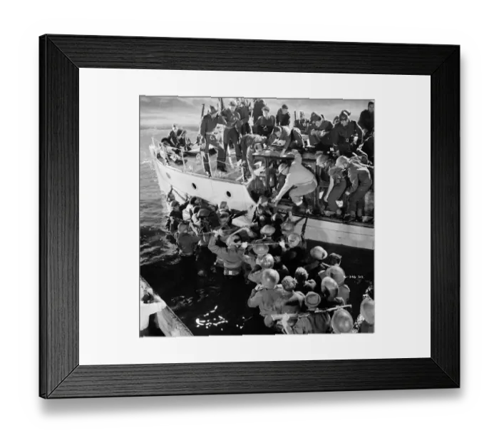 Framed Print : Filming a sequence from Dunkirk (1958) Framed Print : Filming a sequence from Dunkirk (1958)