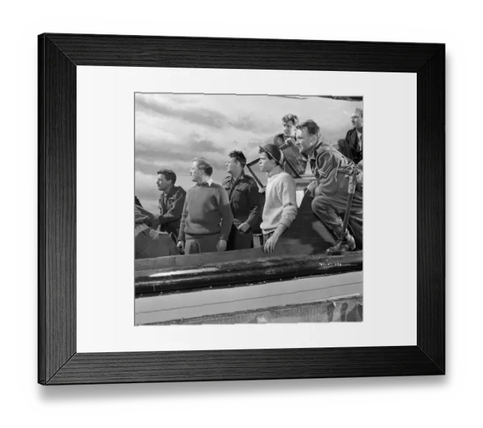 Framed Print : John Mills and Richard Attenborough Framed Print : John Mills and Richard Attenborough