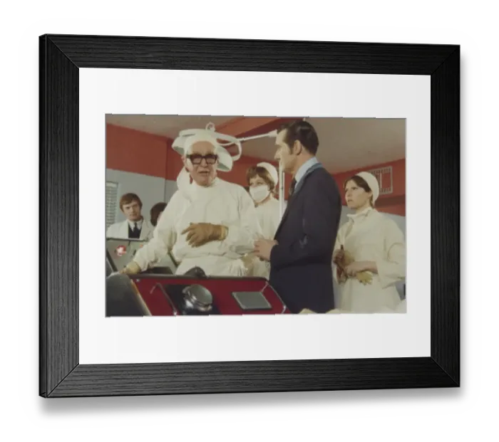 Framed Print : Whoever Shot Poor George Oblique Stroke XR40? Framed Print : Whoever Shot Poor George Oblique Stroke XR40?