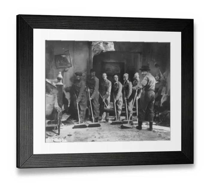 Framed Print : Carry on Regardless (1961) Framed Print : Carry on Regardless (1961)