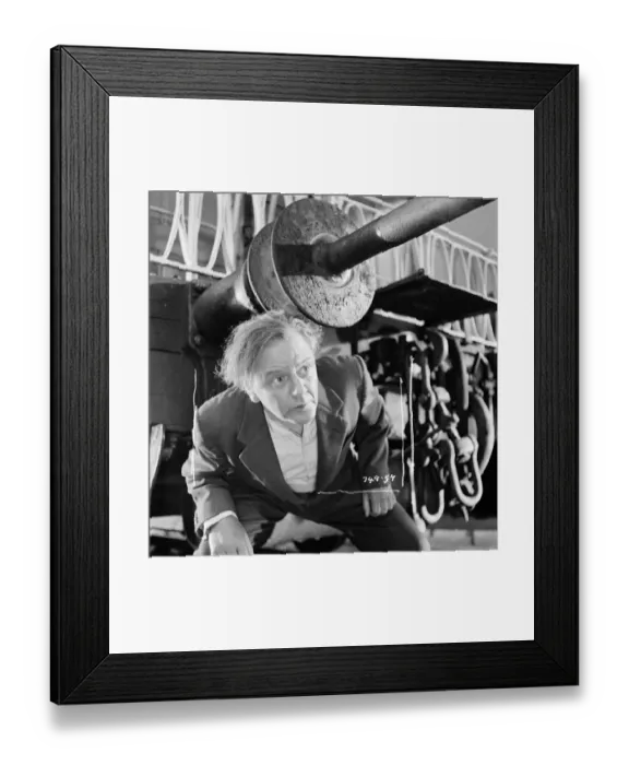 Framed Print : A dishevelled Naunton Wayne Framed Print : A dishevelled Naunton Wayne