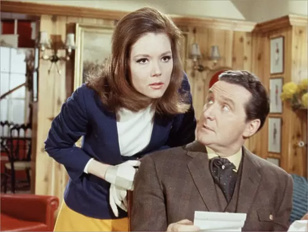 Steed and Mrs Peel in Steeds flat