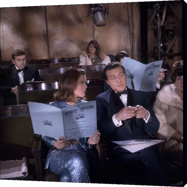 Mrs Peel and Steed wait for the gala performance to start