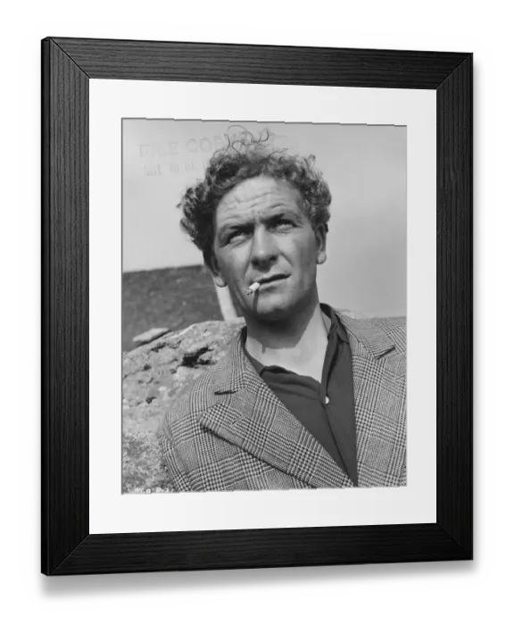 Framed Print : mag1954 bw pri 042