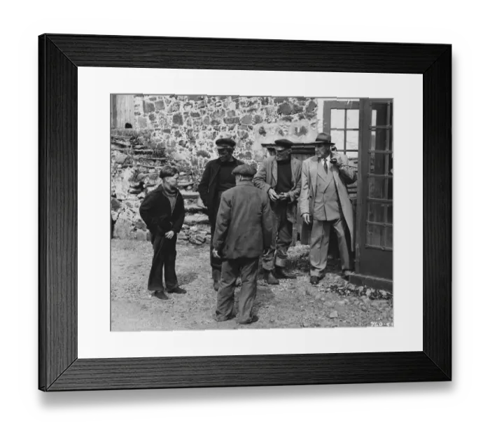 Framed Print : mag1954 bw pri 094 Framed Print : mag1954 bw pri 094