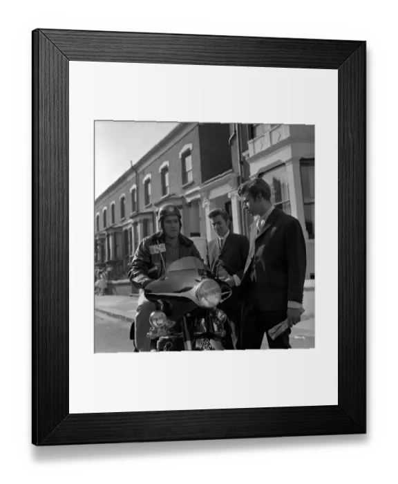 Framed Print : ANGRY SILENCE RAI-012E Framed Print : ANGRY SILENCE RAI-012E