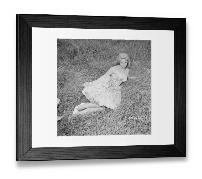 Framed Print : anr1960 bw neg 175 Framed Print : anr1960 bw neg 175