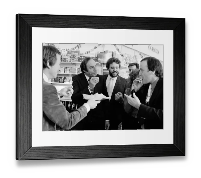 Framed Print : com1984 bw neg 025 Framed Print : com1984 bw neg 025