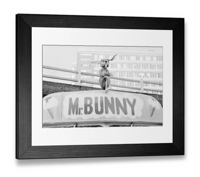 Framed Print : com1984 bw neg 044 Framed Print : com1984 bw neg 044