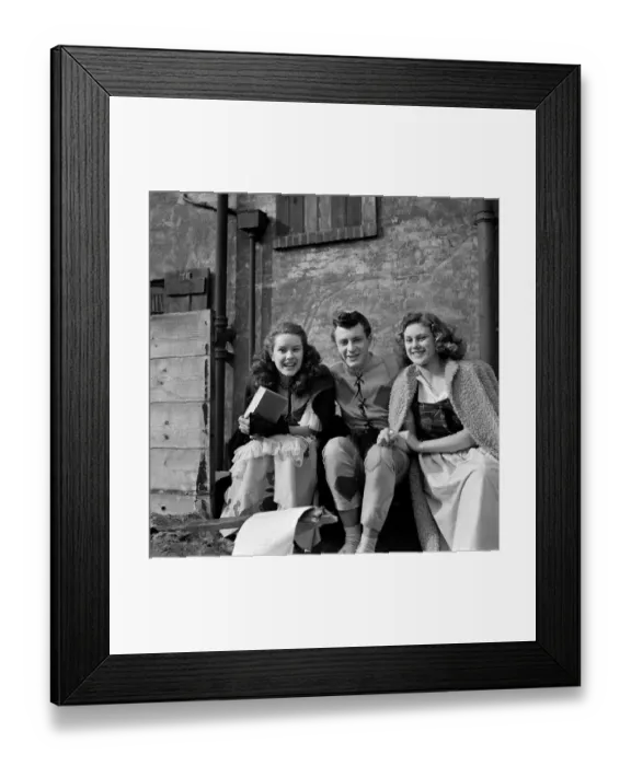 Framed Print : deo1945 bw neg 017 Framed Print : deo1945 bw neg 017