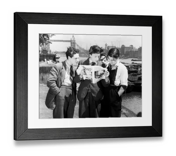 Framed Print : hue1947 bw neg 002 Framed Print : hue1947 bw neg 002