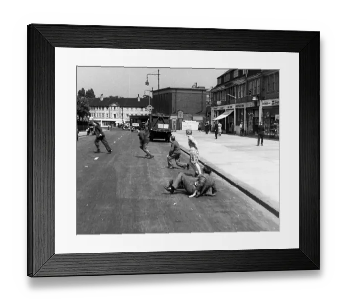 Framed Print : hue1947 bw neg 003