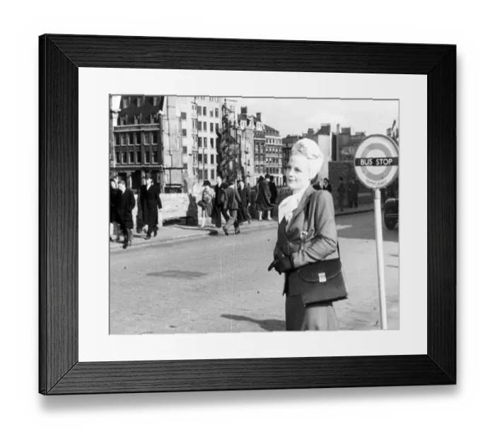 Framed Print : hue1947 bw neg 006 Framed Print : hue1947 bw neg 006