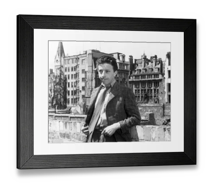 Framed Print : hue1947 bw neg 013 Framed Print : hue1947 bw neg 013