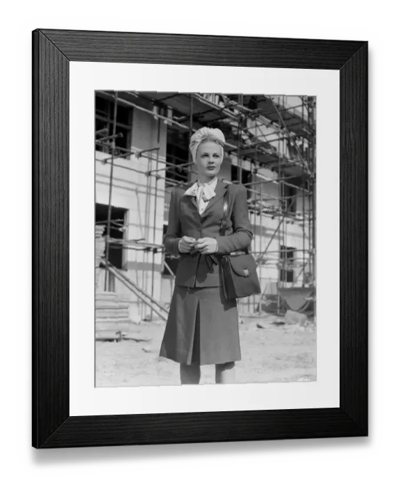 Framed Print : hue1947 bw neg 022