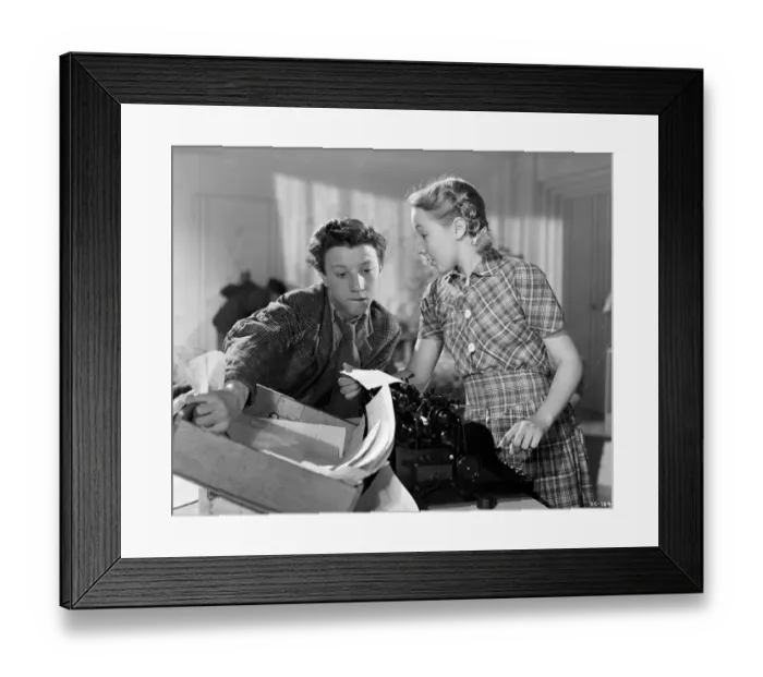 Framed Print : hue1947 bw neg 031