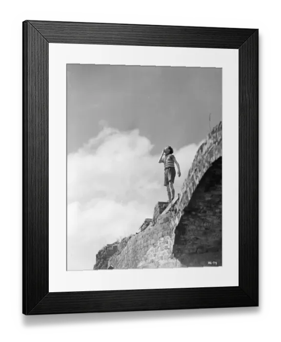 Framed Print : hue1947 bw neg 044 Framed Print : hue1947 bw neg 044