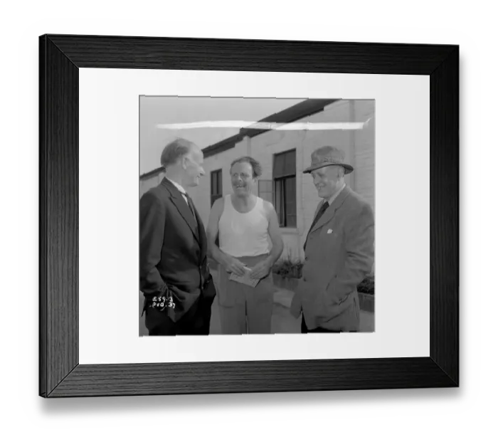 Framed Print : sch1960 bw neg pub 037 Framed Print : sch1960 bw neg pub 037