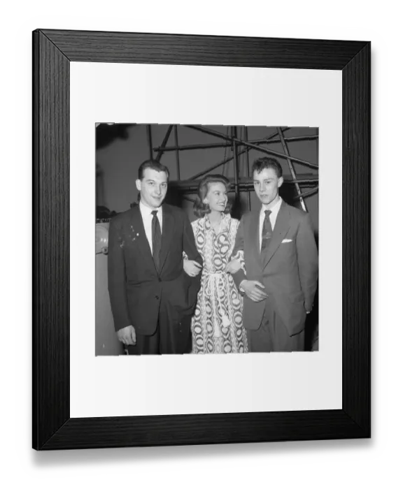 Framed Print : sch1960 bw neg str 016