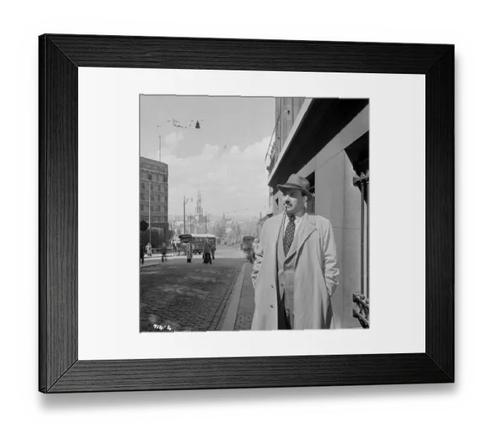 Framed Print : aga1948 bw neg 012