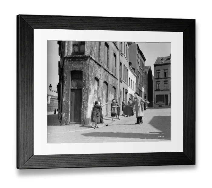 Framed Print : aga1948 bw neg 038 Framed Print : aga1948 bw neg 038