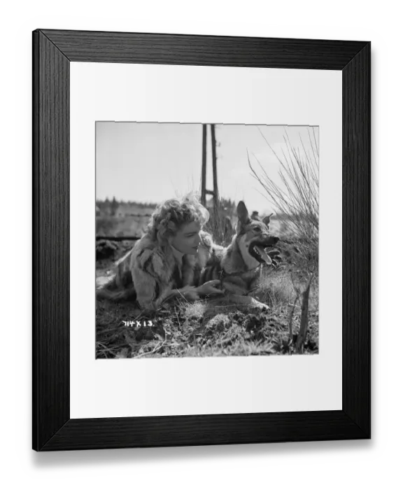 Framed Print : aga1948 bw neg 072 Framed Print : aga1948 bw neg 072
