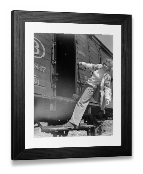 Framed Print : aga1948 bw neg 082 Framed Print : aga1948 bw neg 082