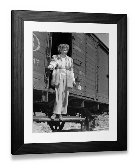 Framed Print : aga1948 bw neg 083 Framed Print : aga1948 bw neg 083