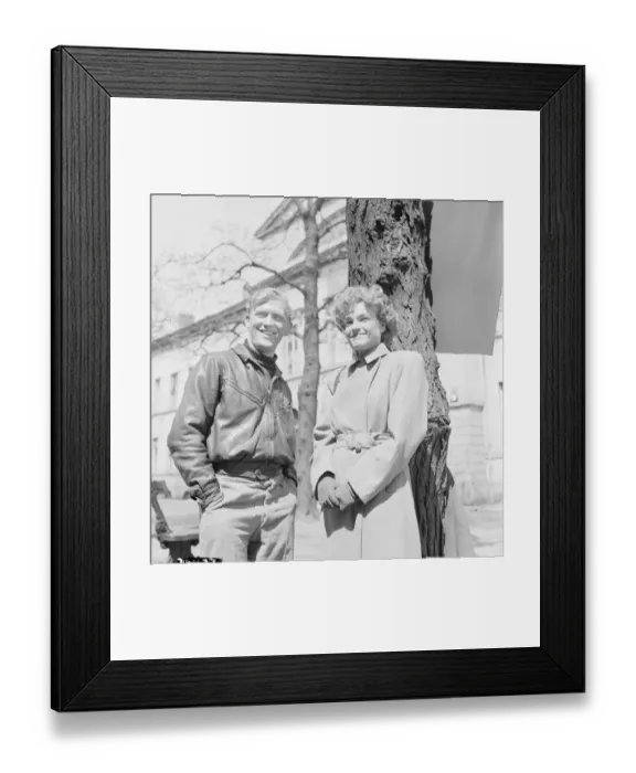 Framed Print : aga1948 bw neg 096 Framed Print : aga1948 bw neg 096