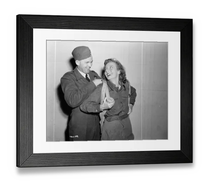 Framed Print : aga1948 bw neg 128 Framed Print : aga1948 bw neg 128