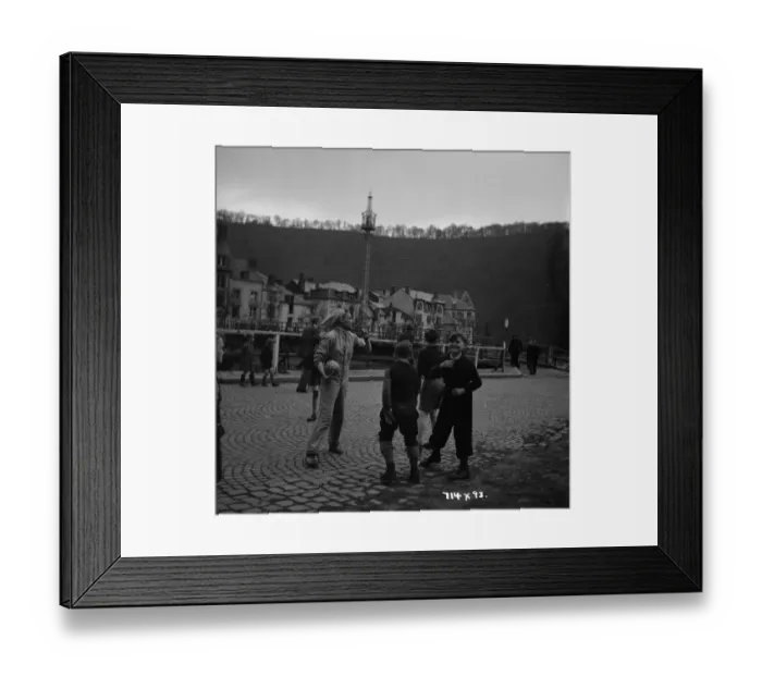 Framed Print : aga1948 bw neg 186 Framed Print : aga1948 bw neg 186