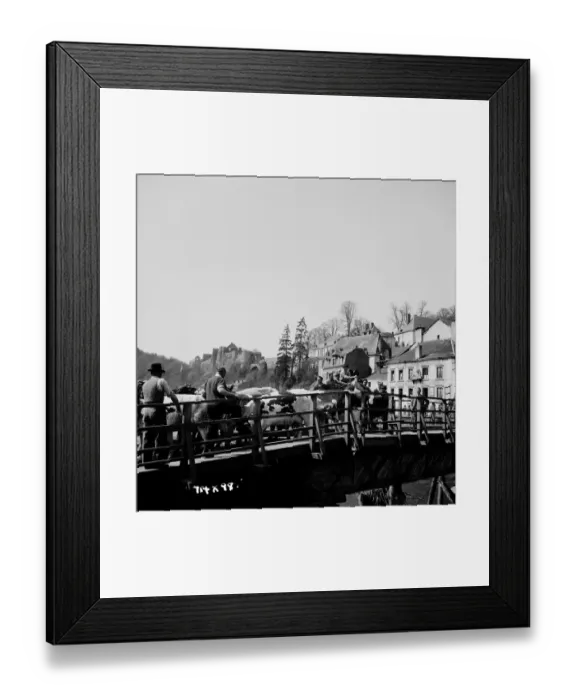 Framed Print : aga1948 bw neg 191 Framed Print : aga1948 bw neg 191