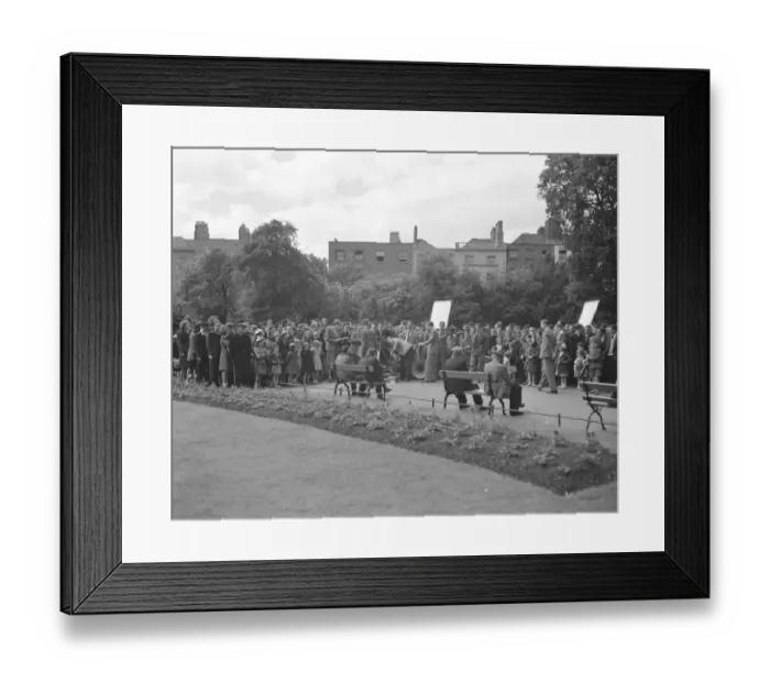 Framed Print : ano1948 bw neg 113 Framed Print : ano1948 bw neg 113