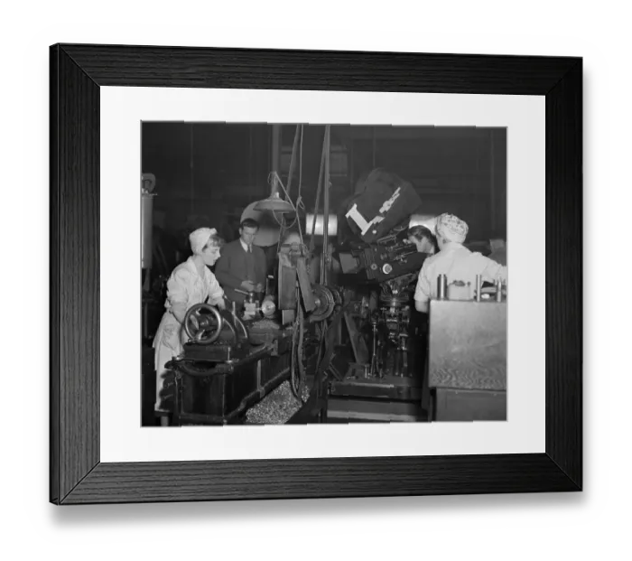 Framed Print : dan1950 bw neg pub 015 Framed Print : dan1950 bw neg pub 015